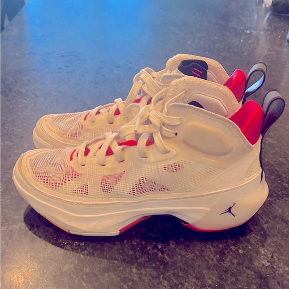 Nike Other - Nike Air Jordan AJ 37 (XXXVII) Boys Basketball Shoes - White/Red/Black-Size 4.5Y
